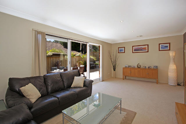 Simply Stunning, Single Level & Brick Picture 2