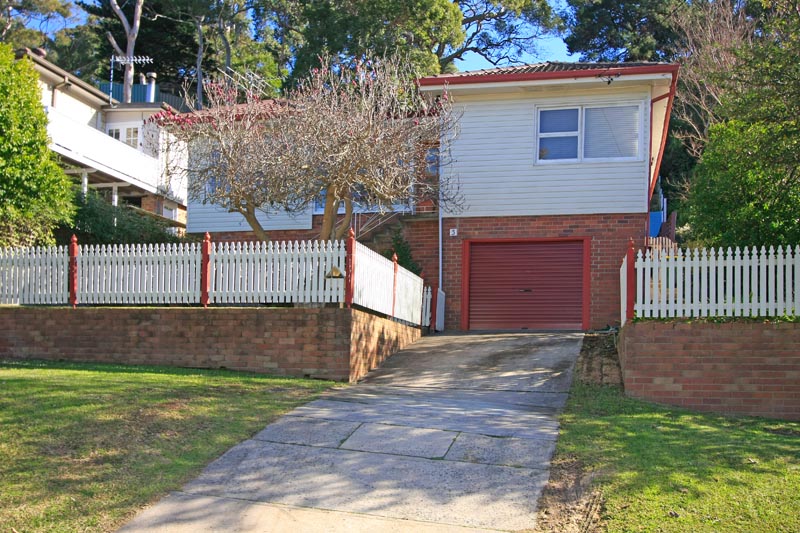 Tastefully Renovated Only 2 Years Young Picture 1