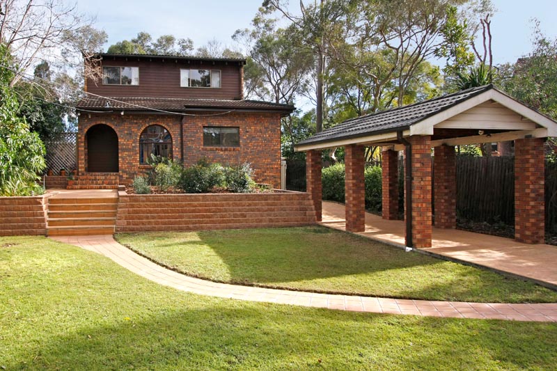 Spacious Light Filled Family Home Picture 1