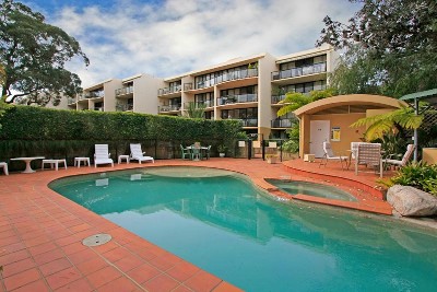 Superb Lifestyle Opportunity in Sought After Complex Picture