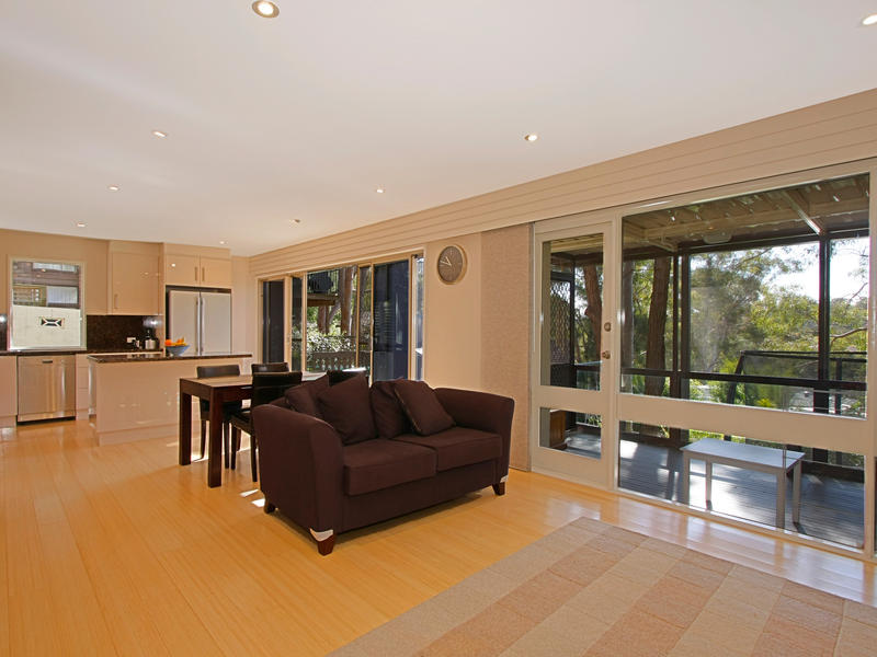 Sophisticated Living Picture 2