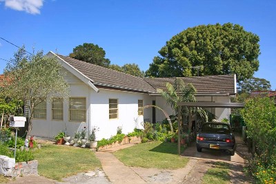 Short Stroll to Jannali Village Picture