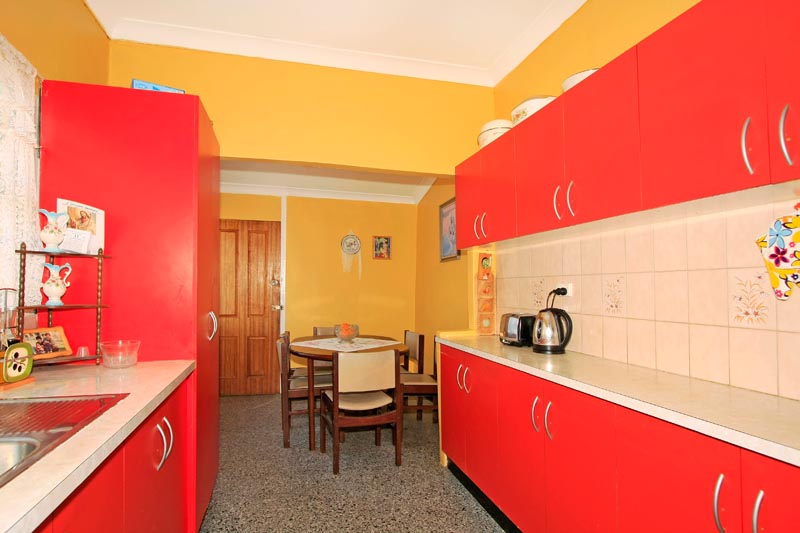 Short Stroll to Jannali Village Picture 3