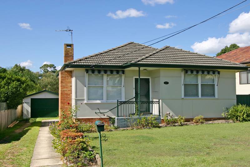 3 Bedrooms with a Great Sized Backyard Picture 1