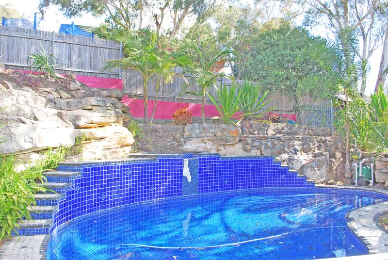 This Home Lacks Nothing!! Picture 3