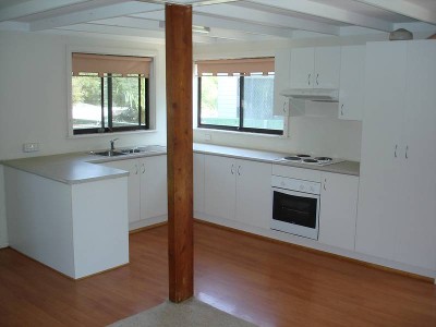 Quaint 3 Bedroom Duplex Picture Quaint 3 Bedroom Duplex Picture