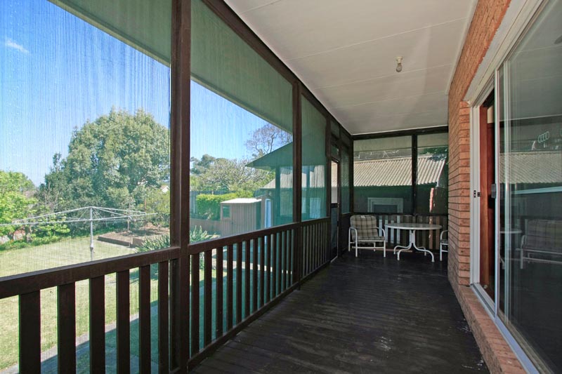 Brick Veneer Home in Sensational Family Friendly Location Picture 3