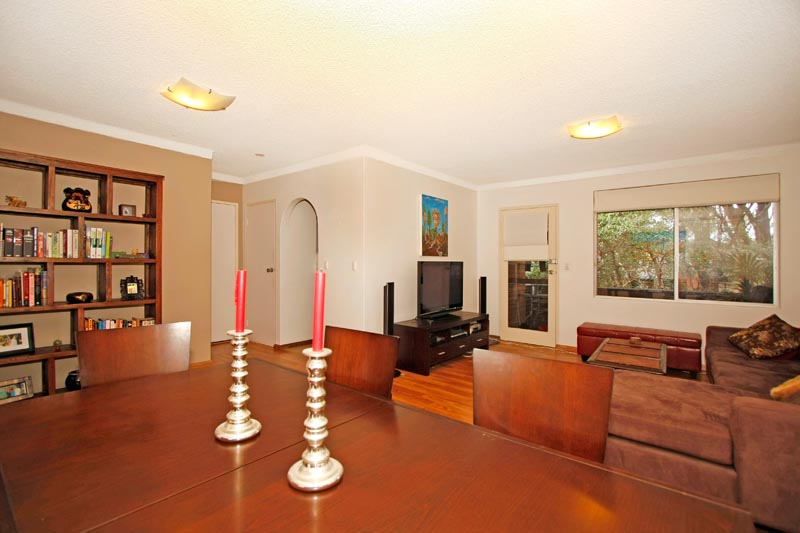 Modern East Facing Unit Picture 2