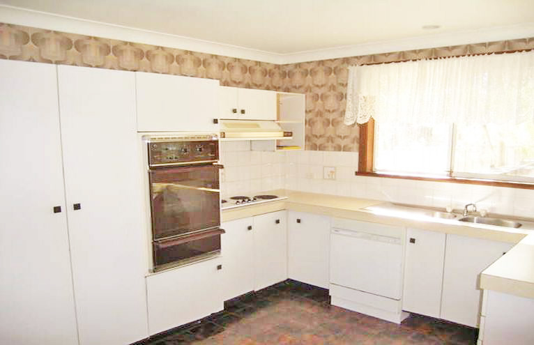 Single Level Family Home Picture 3