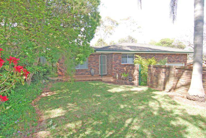 Single Level Family Home Picture 1