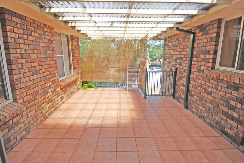 Single Level Family Home Picture 2