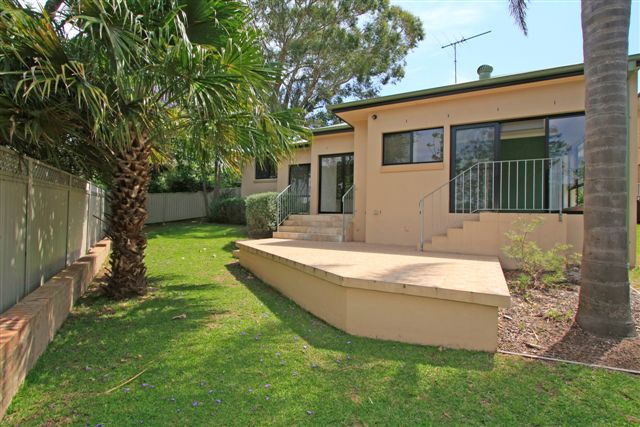 Simply Stunning Villa-Style Duplex Picture 3