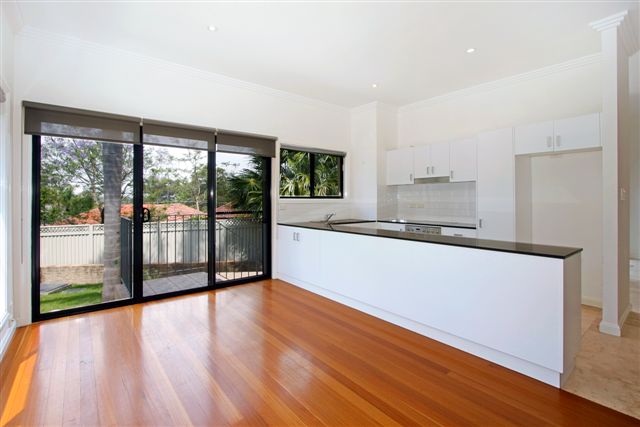 Simply Stunning Villa-Style Duplex Picture 2