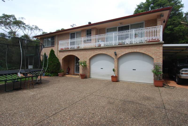 Overlooking the Bush and Valley Picture 1