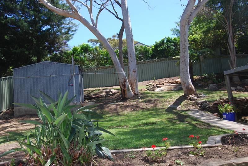 Completely Renovated Family Home in a Quiet Cul-De-Sac Picture 3