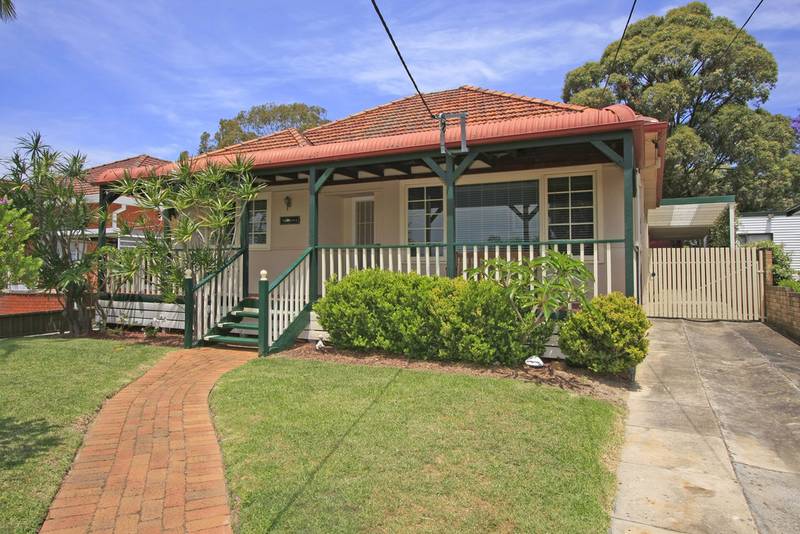 Family Friendly 4 Bedroom Single Level Home in one of Jannali's Most Desired Streets Picture 1