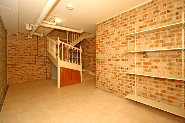APPROVED APPLICATION - 3 Bedroom Townhouse with rumpus & Double Lock Up Garage Picture 2