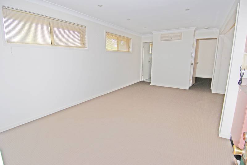 Townhouse Style Unit with So Much To Offer Picture 3