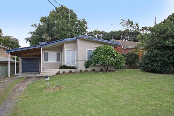 RENOVATED 3 BEDROOM HOUSE Picture 1