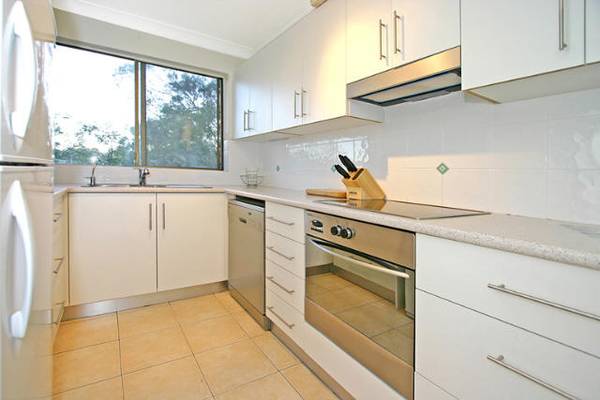 Contemporary, Low Maintenance Living Picture 3