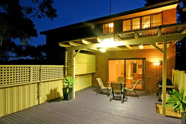 Contemporary, Low Maintenance Living Picture 1