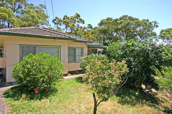 Charming Family Home, Quiet Cul-de-sac Locale Picture 1