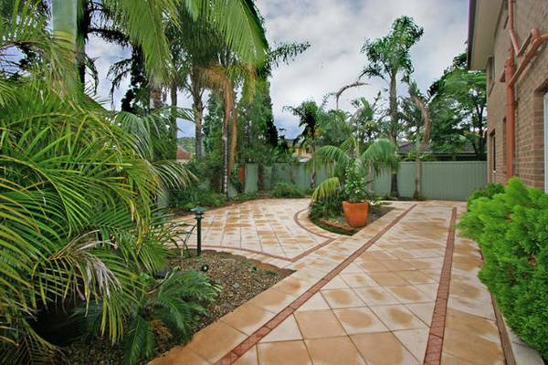 Great Value, Near To Boat Ramp, 3 Car Accomodation Picture 2