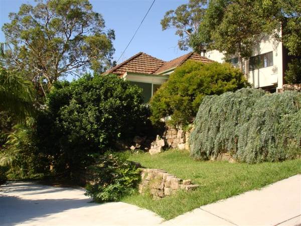 Don't Judge a book by its cover Picture 1