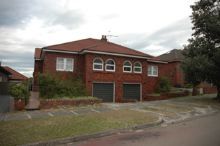 PAIR OF SEMIES TO BE SOLD IN ONE LINE Picture 1