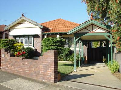 Just Move In! Picture