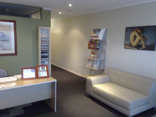 OFFICE SPACE Picture 1