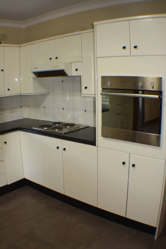 Private, Quiet & Central!! Picture