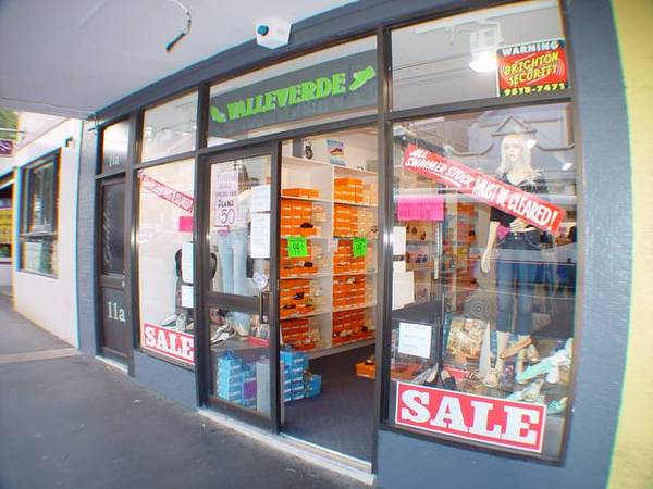 Norton St Hot Spot Picture 1