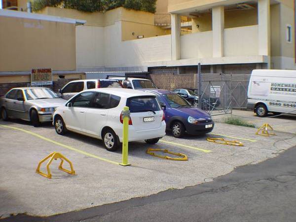 Norton St Hot Spot Picture 3