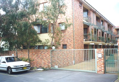 Trendy Townhouse Picture 1