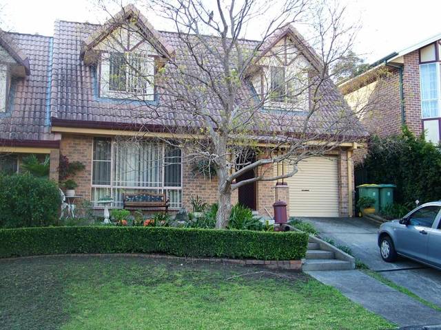 2 BEDROOM TOWNHOUSE WITH ENTERTAINING AREA Picture 1