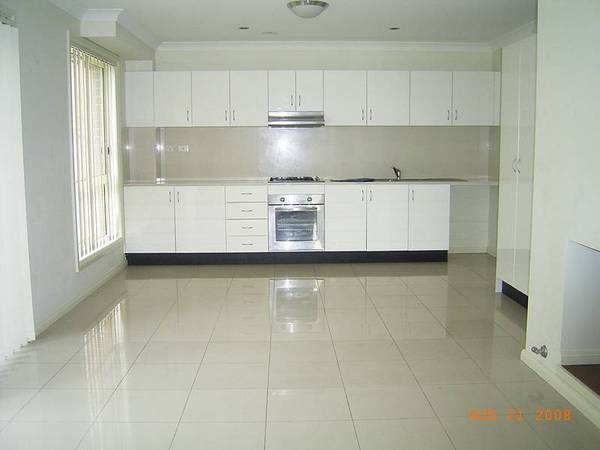 NEAR NEW TOWNHOUSE Picture NEAR NEW TOWNHOUSE Picture