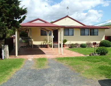 BIG BLOCK OVERLOOKING BLUE BAY Picture