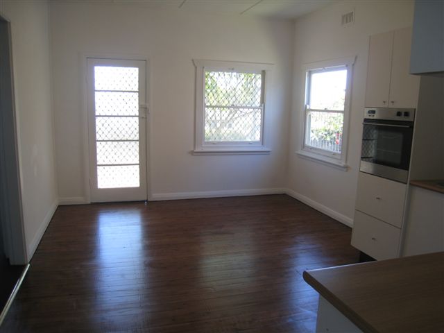 5 Bedroom home Picture