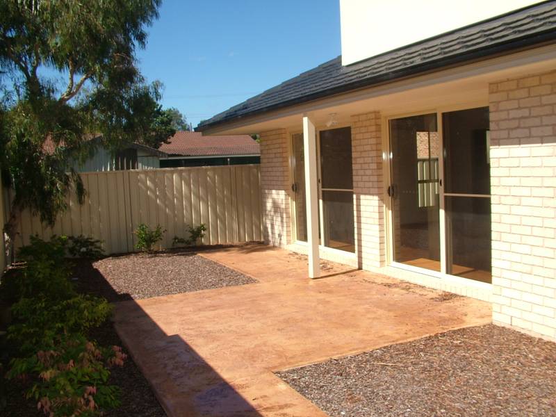 BEACHSIDE LOCATION Picture 3