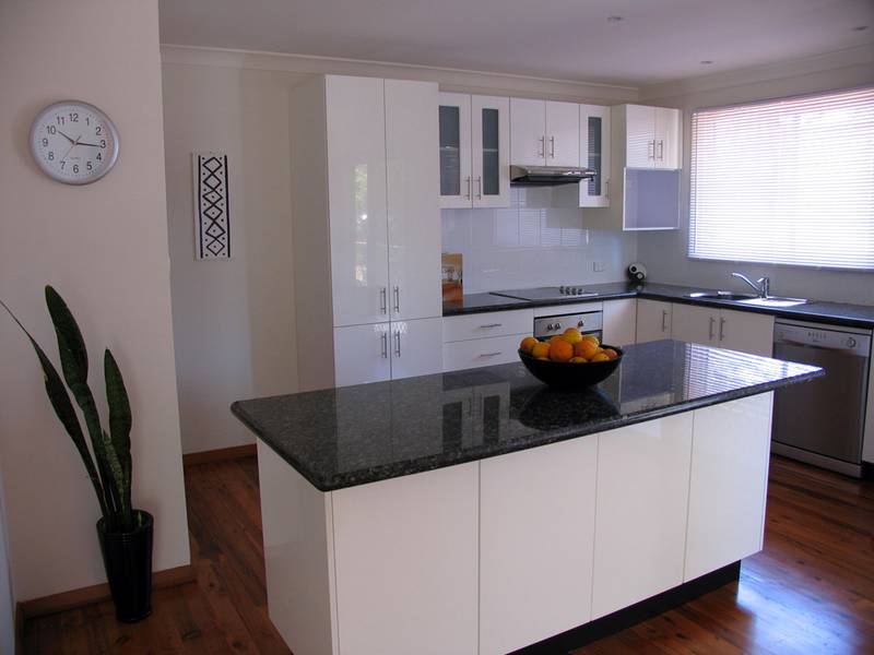 STYLISH 3 BEDROOM HOME Picture