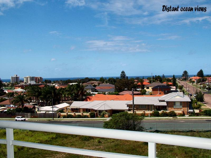 FULLY FURNISHED PENTHOUSE UNIT Picture