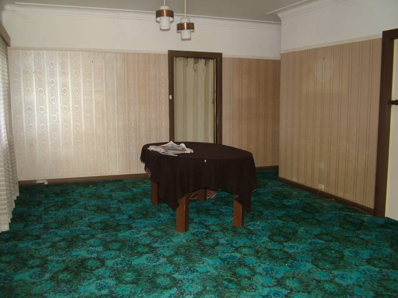 LOOK TOWARDS THE FUTURE... Picture 3