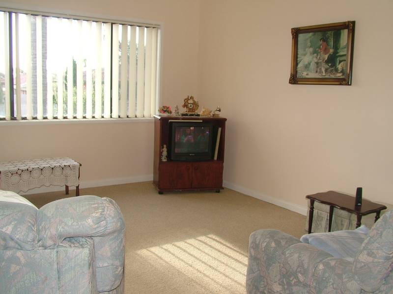 VERY CLEAN, NEAT & TIDY- AVAILABLE NOW Picture