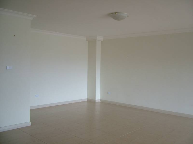 LUXURY PENTHOUSE UNIT Picture 3