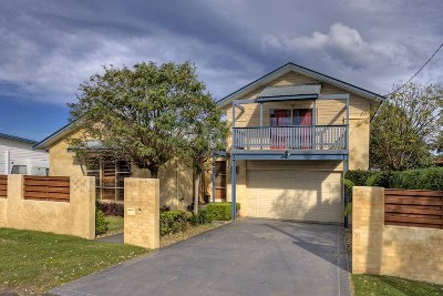 BEAUTIFUL LARGE FAMILY FOME Picture BEAUTIFUL LARGE FAMILY FOME Picture