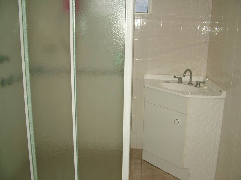 AFFORDABLE 2 BEDROOM HOME Picture 2