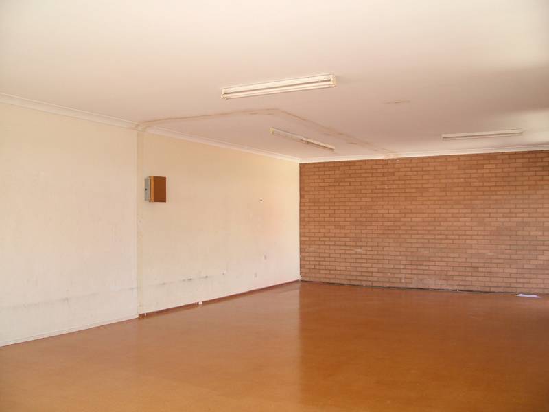 MAIN ROAD POSITION Picture 1