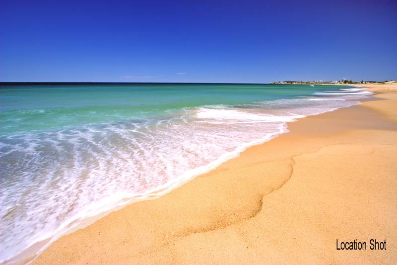 ORIGINAL BEACH SHACK Picture 2