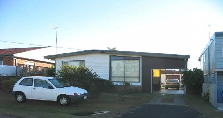 FOUR BEDROOM HOME Picture 1